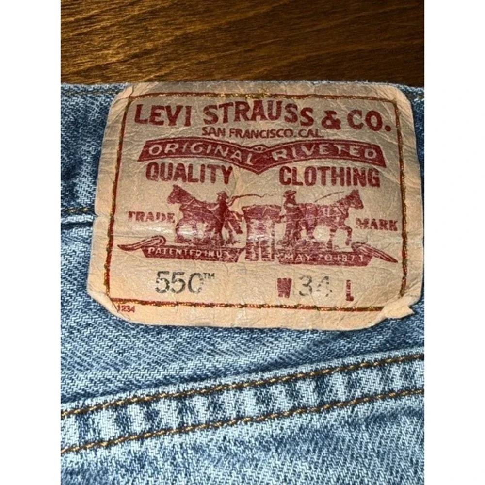 Levis 550 Relaxed Fit Denim Shorts Mens 34 Light Blue Wash Jean Shorts